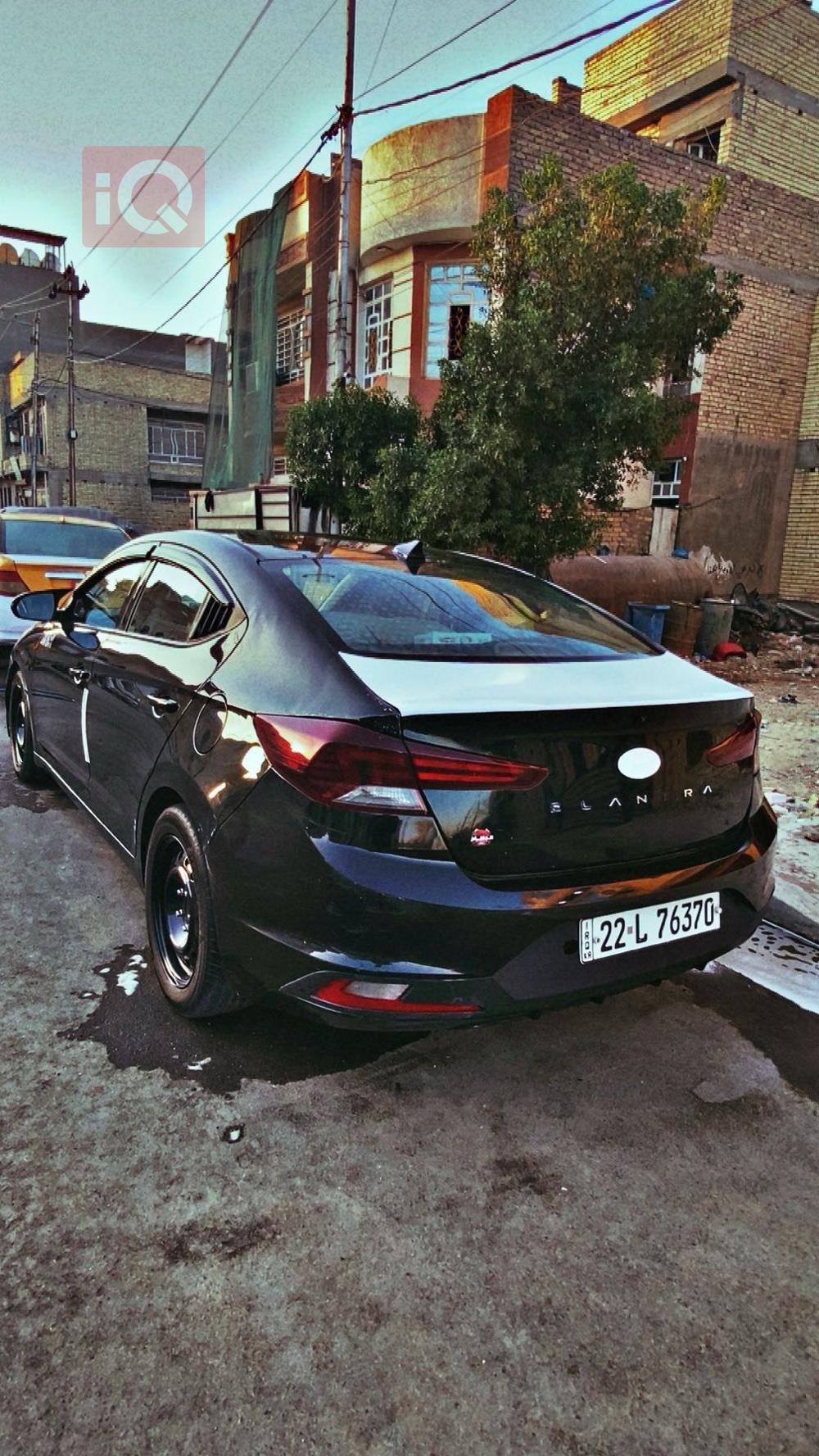 هیوندای ئەلەنترا